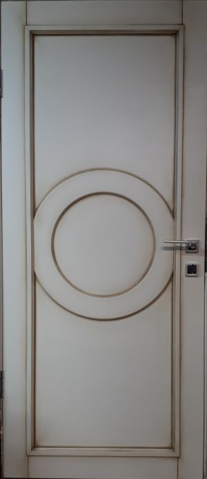 Межкомнатная дверь в профиле массив (эмаль с патиной) Керчь